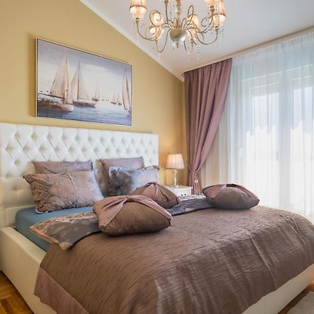 Apartment Tikvarin, Kastel Kambelovac Kaštela Buitenkant foto