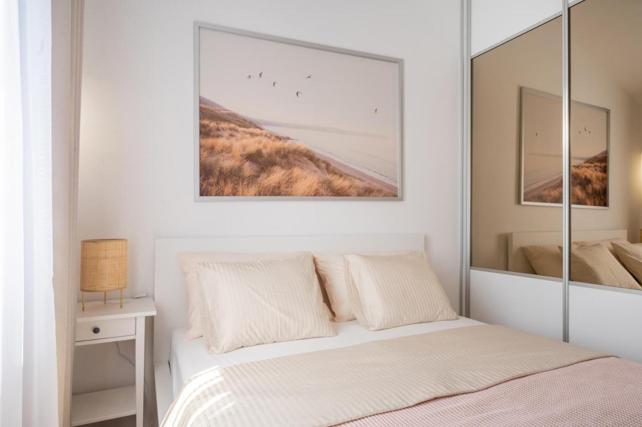 Apartment Tikvarin, Kastel Kambelovac Kaštela Buitenkant foto