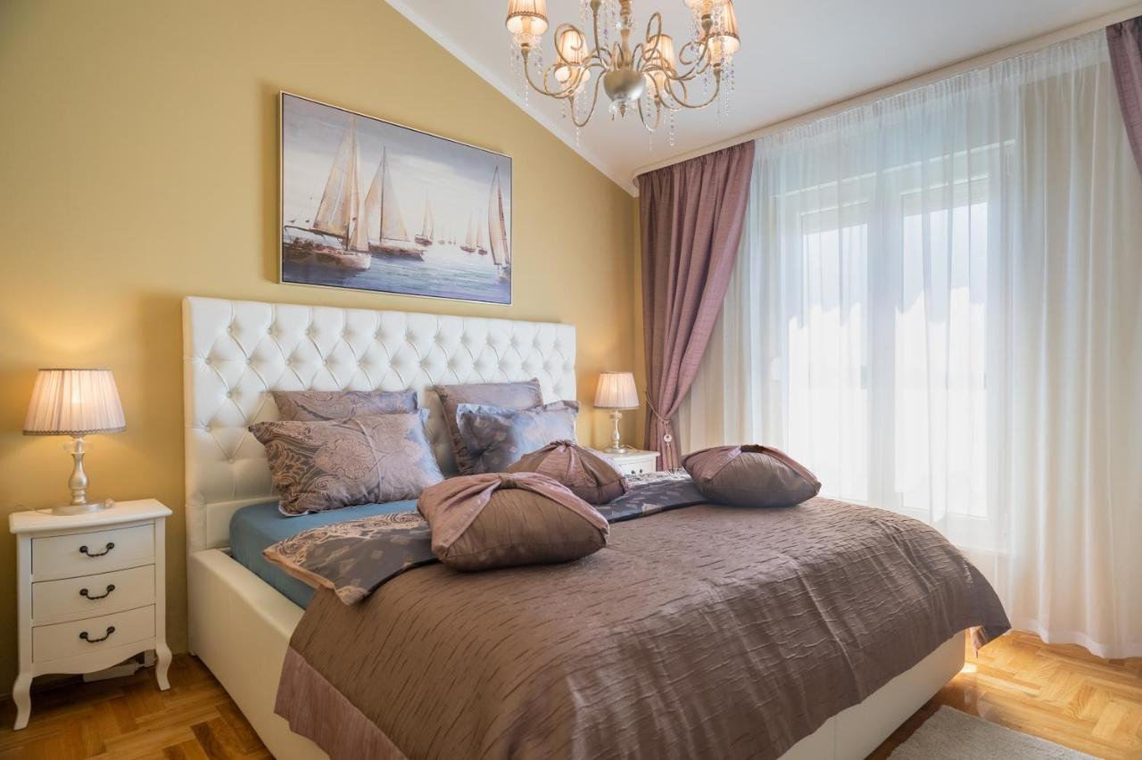 Apartment Tikvarin, Kastel Kambelovac Kaštela Buitenkant foto