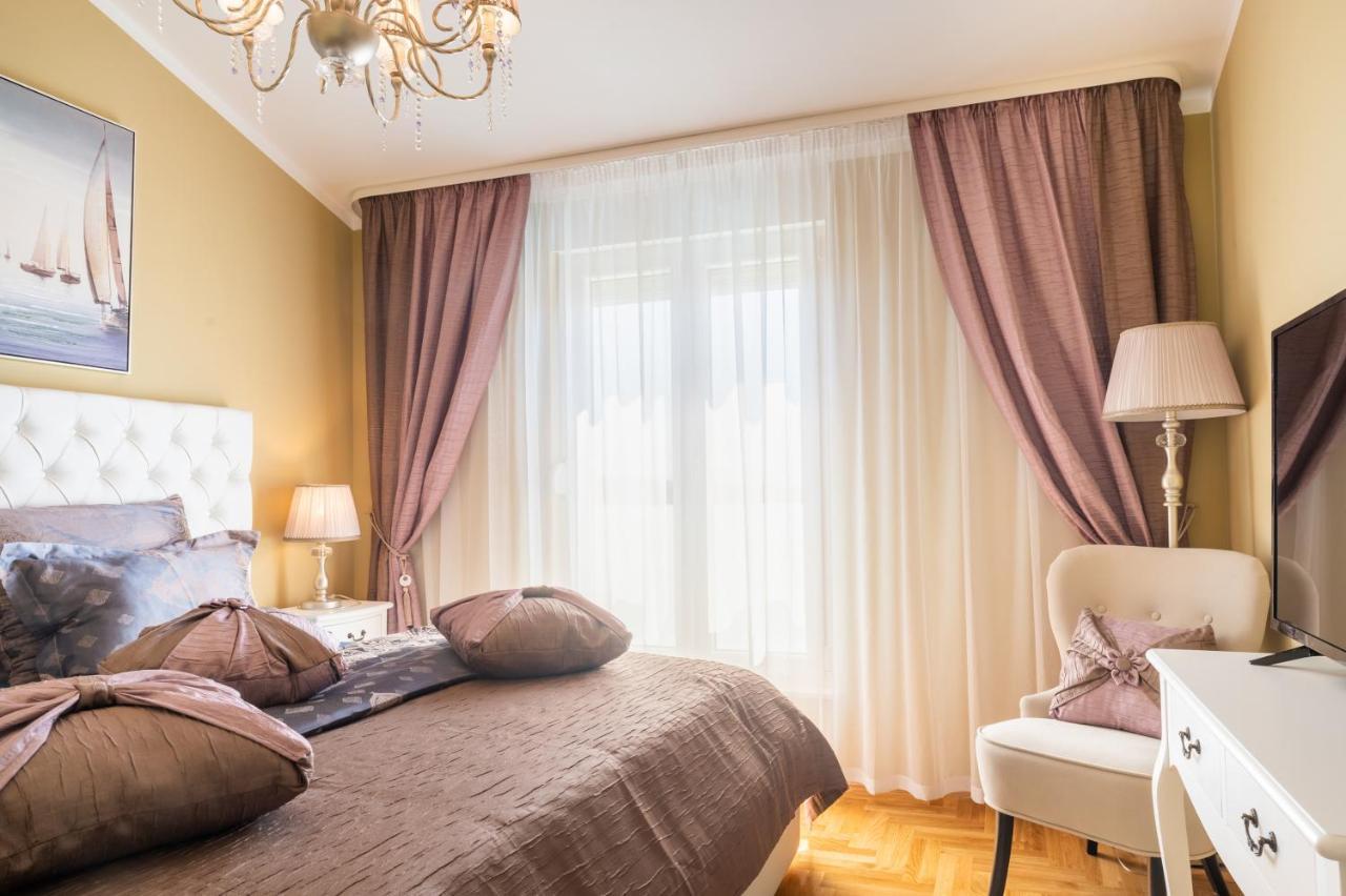 Apartment Tikvarin, Kastel Kambelovac Kaštela Buitenkant foto