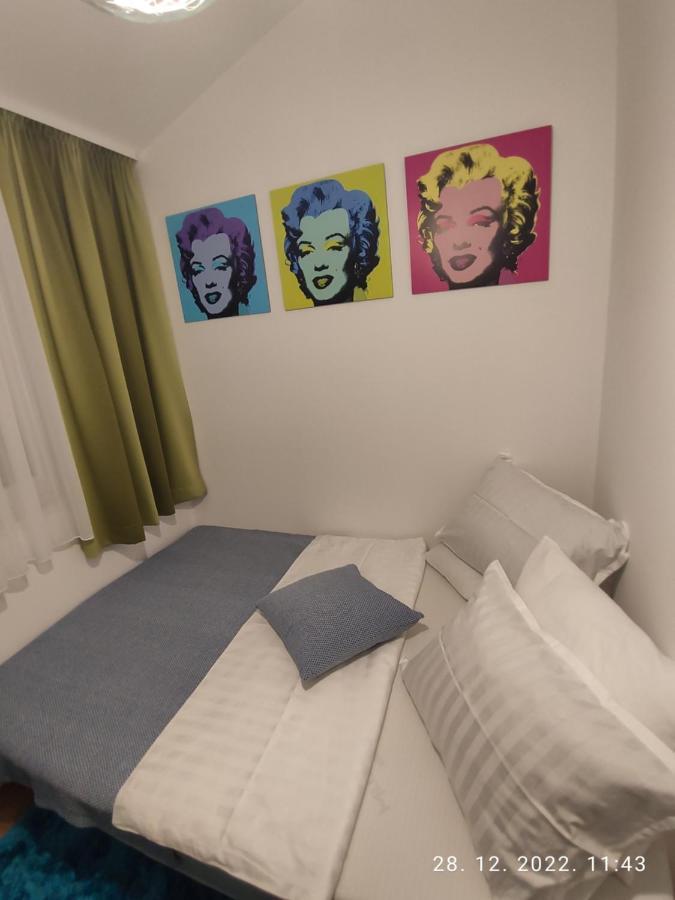 Apartment Tikvarin, Kastel Kambelovac Kaštela Buitenkant foto